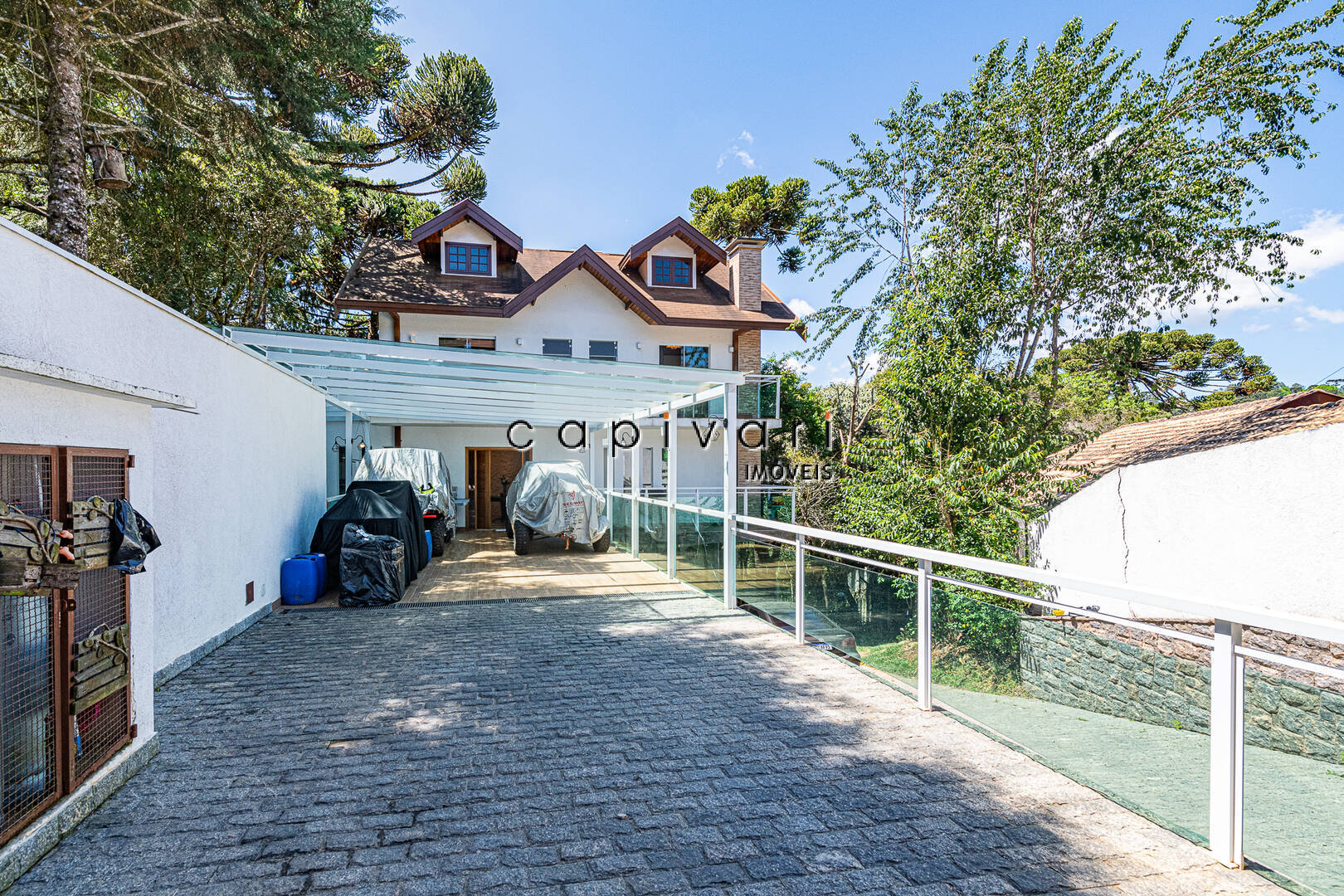 Casa à venda com 3 quartos, 450m² - Foto 4