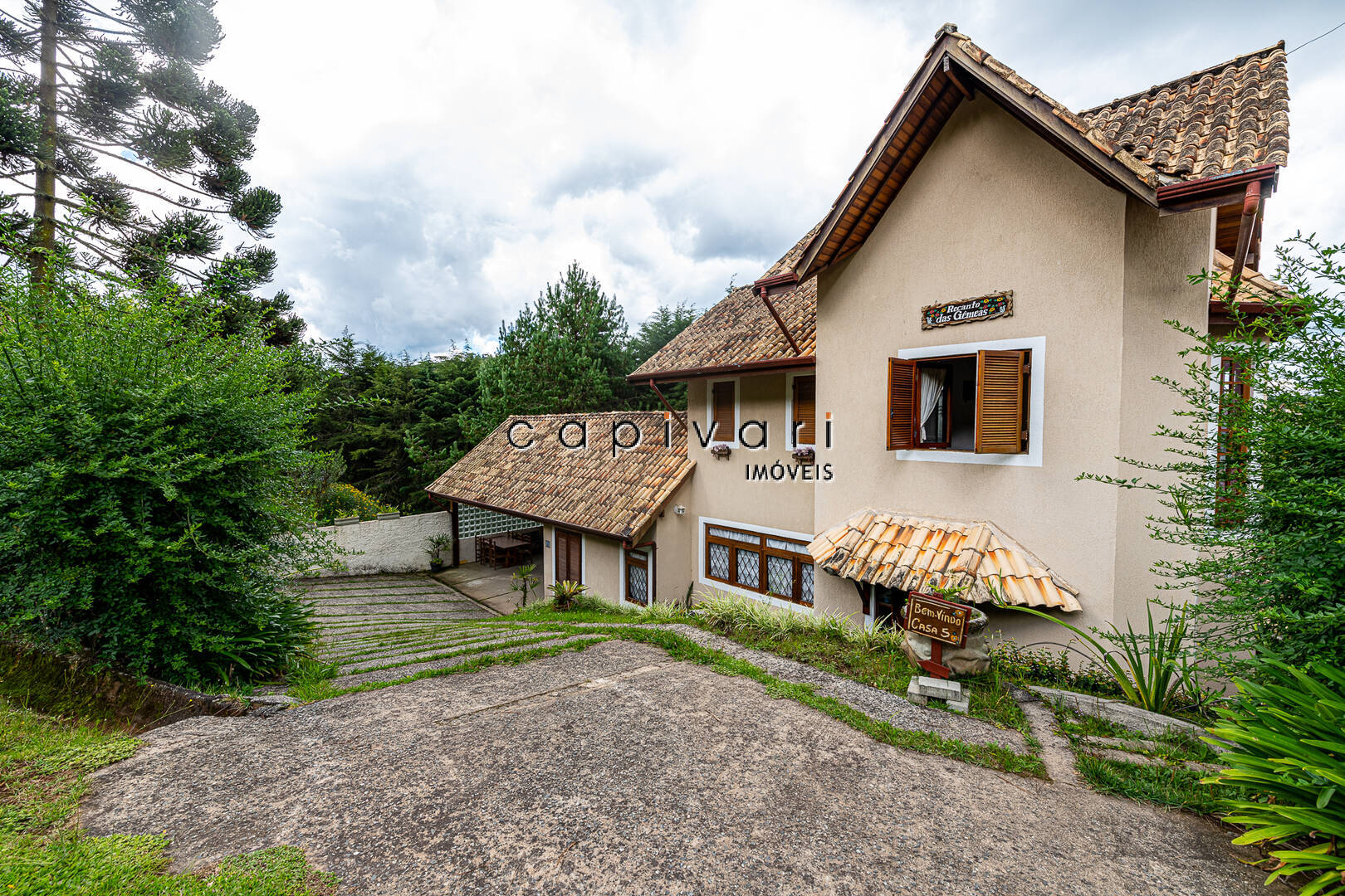 Casa de Condomínio à venda com 4 quartos, 147m² - Foto 1